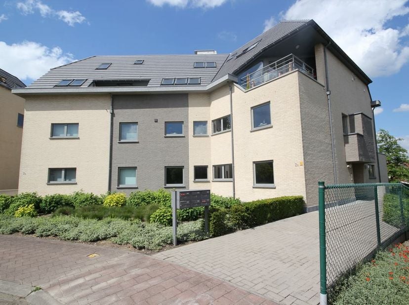 Bel appartement rez-de-chaussée dans un quartier résidentiel avec terrasse très agréable situé à Diegem. &lt;br /&gt;
&lt;br /&gt;
Rez-de-chaussée (avec ascenseur