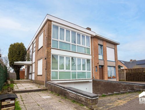                                         Appartement te koop in Roeselare, € 260.000
