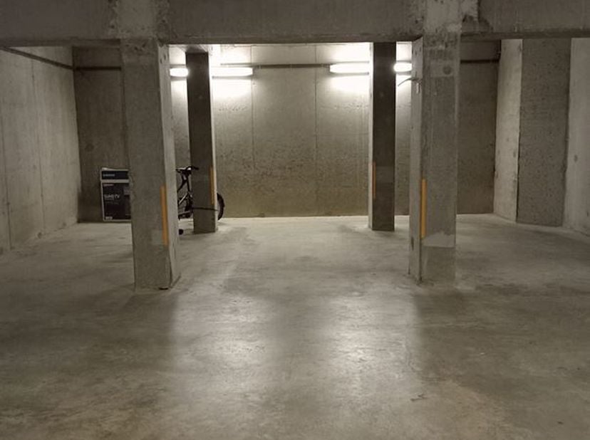 Garage à vendre
                    à 8430 Middelkerke