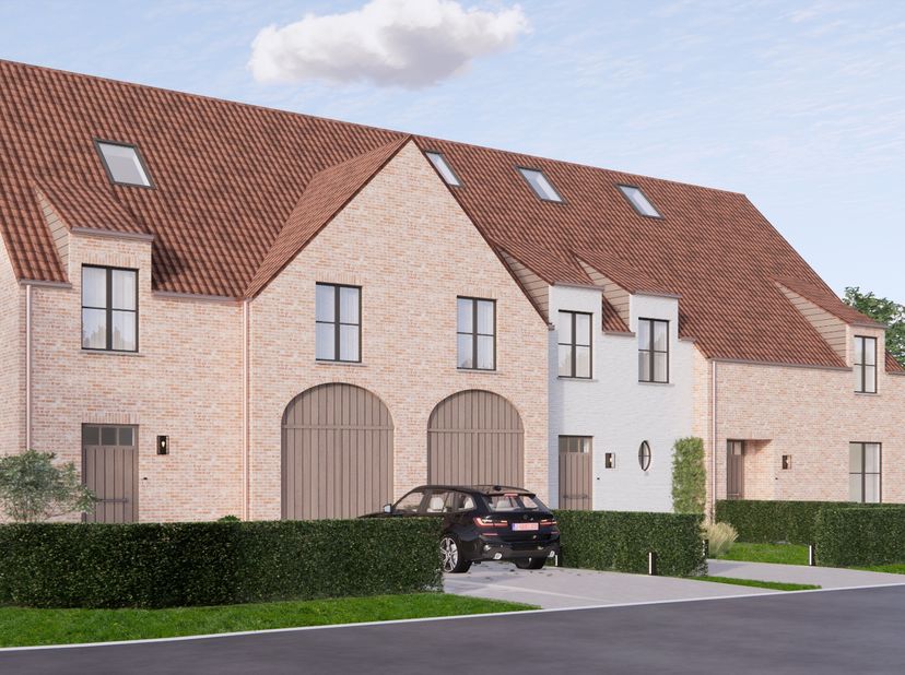 Nieuw project bestaande uit 3 woningen.&lt;br /&gt;
&lt;br /&gt;
De woning omvat een ruime inkomhal met apart toilet en toegang tot de eerste verdieping. Hierna k
