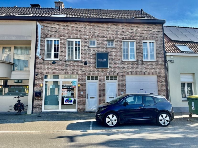 Bien professionnel à louer
                    à 9940 Evergem