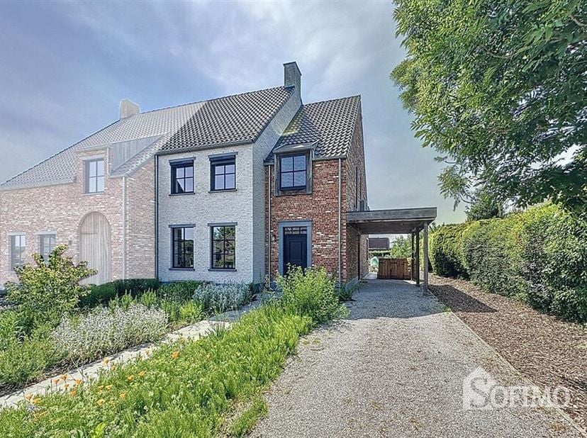 Maison à vendre
                    à 8800 Rumbeke