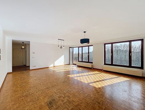                                         Appartement à louer à Sint-Stevens-Woluwe, € 1.350
