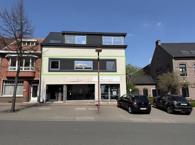 ***** Bekijkt u dit pand via Zimmo? Ga direct naar hhttps://av-vastgoed.be/tehuur/6409 waar u meer informatie terug vindt! *****&lt;br /&gt;
&lt;br /&gt;
&lt;br /&gt;
L