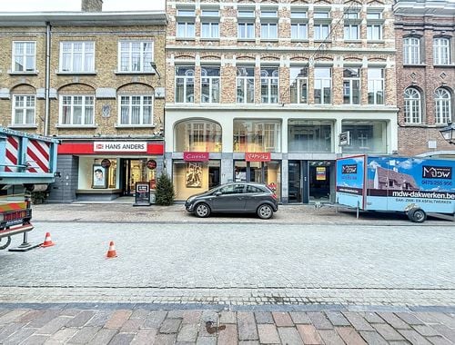                                         Handelspand te huur in Ieper, € 5.000

