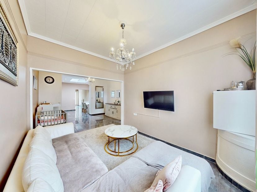 Maison familiale soignée avec jardin ensoleillé à vendre à Menin – aucune obligation de rénovation !&lt;br /&gt;
&lt;br /&gt;
Vous cherchez une maison prête à emm