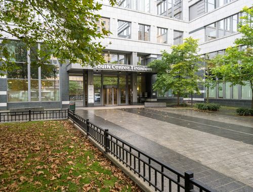                                         Kantoor te huur in Brussel, € 240
