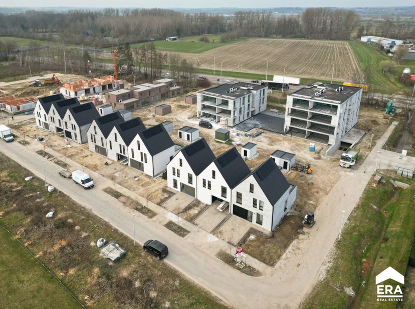 [[ CE BIEN PARTICIPE À LA JOURNÉE MAISONS OUVERTES ERA LE 14/6 DE 13:00 À 14:00 ]]&lt;br /&gt;
Ce bien participe à la Journée Maisons Ouvertes ERA. Visitabl