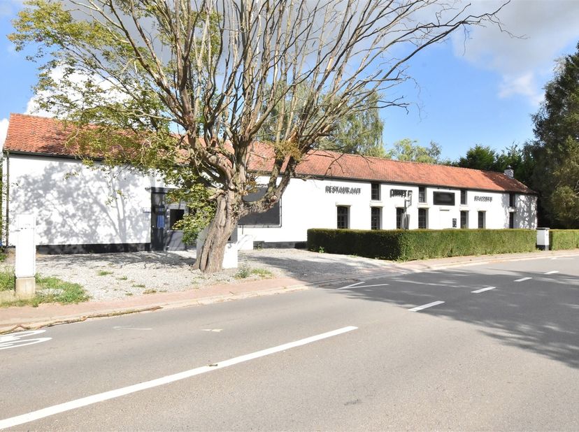 Trendy restaurant in een uitzonderlijk en authentiek kader&lt;br /&gt;
Locatie :&lt;br /&gt;
 Op een steenworp afstand van de snelweg E429, afslag Rebecq-Quenast,