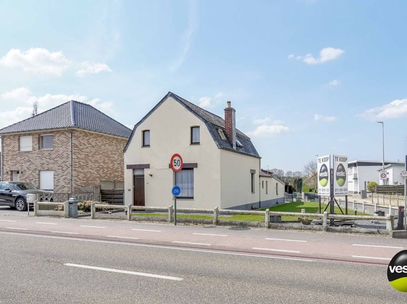 KARAKTERVOLLE, TE RENOVEREN WONING VLAKBIJ CENTRUM VAN OPGLABBEEK&lt;br /&gt;
&lt;br /&gt;
Deze woning is gelegen langs de weg naar As te Opglabbeek, de verbindin
