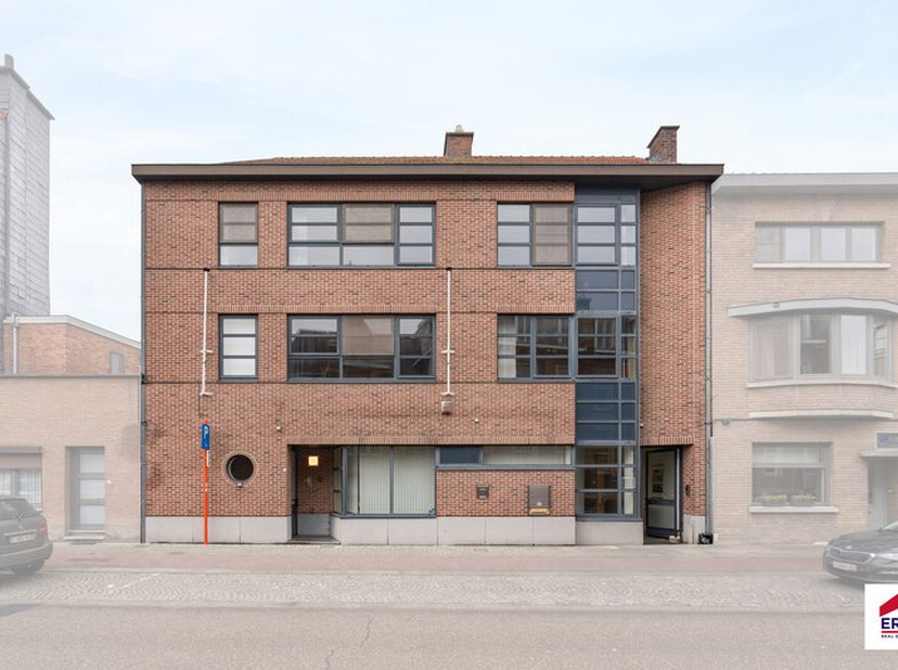 Bien professionnel à vendre
                    à 3800 Sint-Truiden
