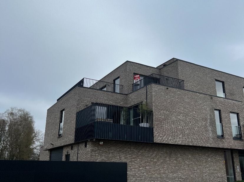 BEZOEKAANVRAGEN ENKEL VIA MIJN HUURPROFIEL, KLIK OP DE CONTACTKNOP OM UW BEZOEK AAN TE VRAGEN: Appartement met twee slaapkamers gelegen tussen Herk-de