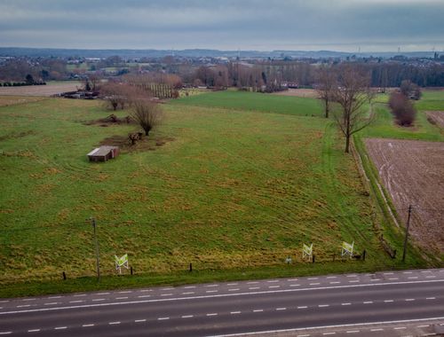                                         Terrain à bâtir à vendre à Sint-Pieters-Leeuw, € 375.000
