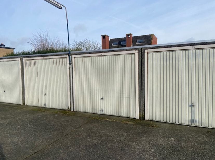 Garage à vendre
                    à 9900 Eeklo