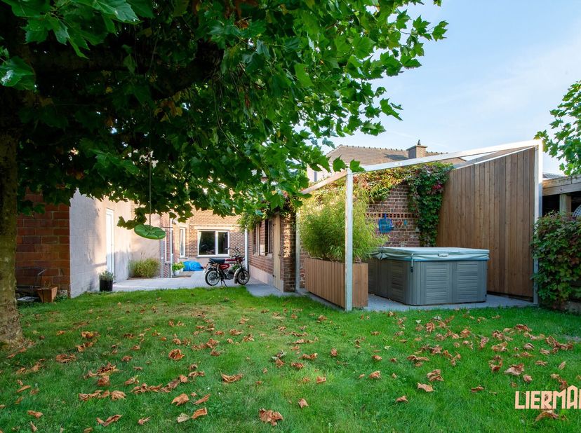 Maison à vendre
                    à 9520 Sint-Lievens-Houtem
