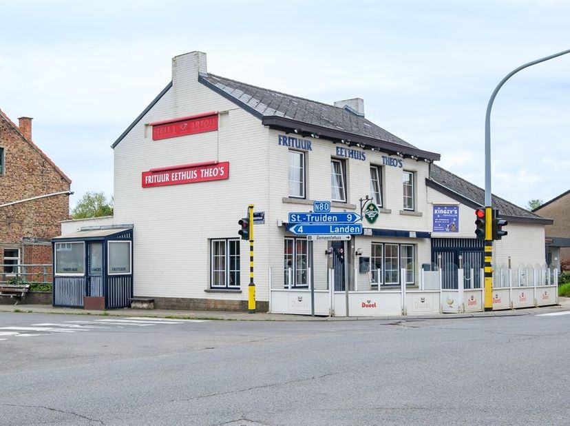 BIEDEN VANAF €160.000&lt;br /&gt;
HANDELSHUIS MET VEEL POTENTIEEL IN HET CENTRUM VAN GINGELOM&lt;br /&gt;
Heeft u altijd al gedroomd van een eigen zaak met woonst