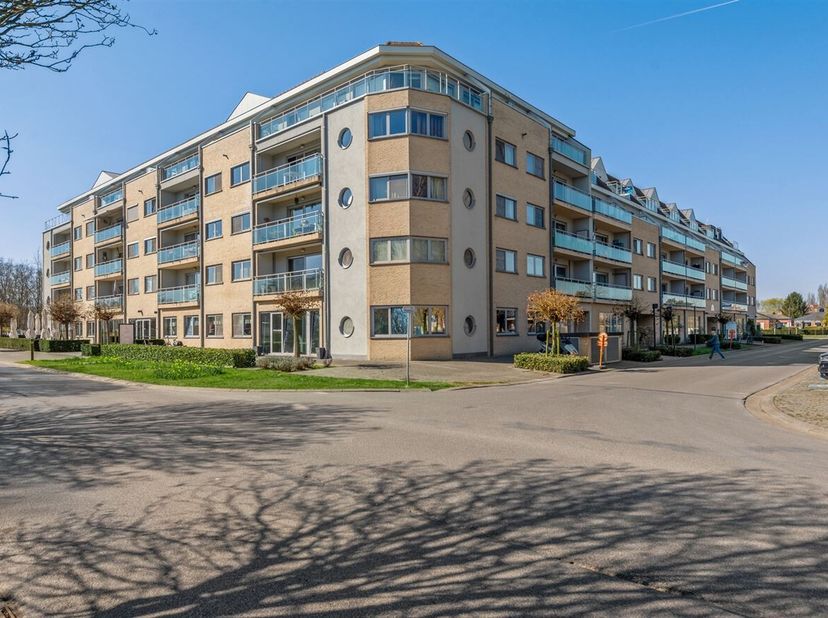 Ligging:&lt;br /&gt;
Dit moderne appartement (bouwjaar 2010) is ideaal gelegen in een rustige en aangename buurt van Willebroek. U bevindt zich op wandelafs
