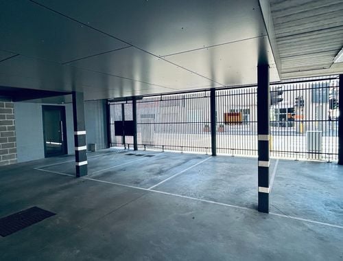                                         Garage à louer à Deerlijk, € 50
