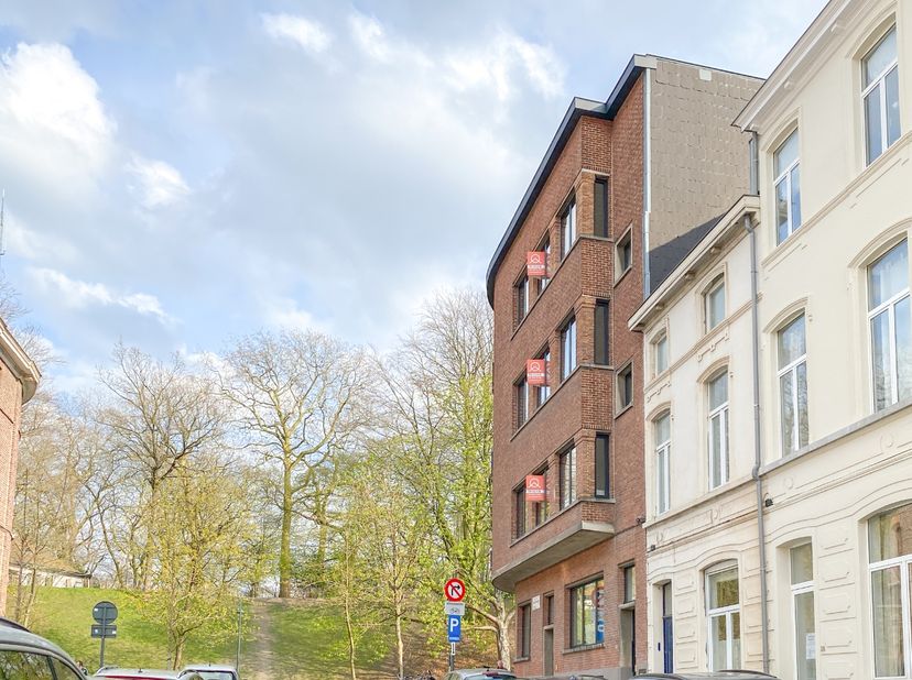 ALGEMEEN BEZOEKMOMENT OP DINSDAG 13/05 TUSSEN 17u00 tot 17u35. U HOEFT U HIERVOOR NIET TE MAILEN OF TE BELLEN. JULLIE ZIJN WELKOM ZONDER BEVESTIGING.&lt;