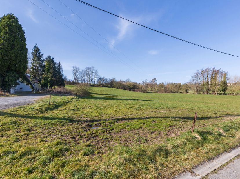 Idéalement situé à Gerpinnes, superbe terrain à bâtir de 36 ares 34 ca (parcelles n°334A et 331E) offrant une réelle opportunité de construction dans