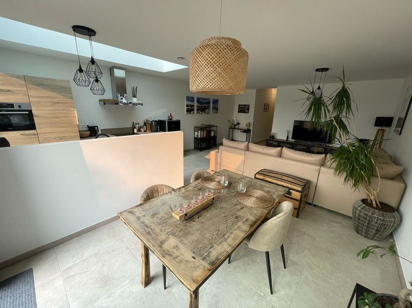 Appartement à louer
                    à 3870 Heers
