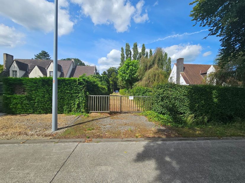 Terrain à vendre
                    à 9880 Aalter