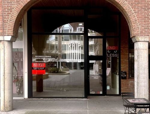                                         Burelencomplex te huur in Kortrijk, € 600
