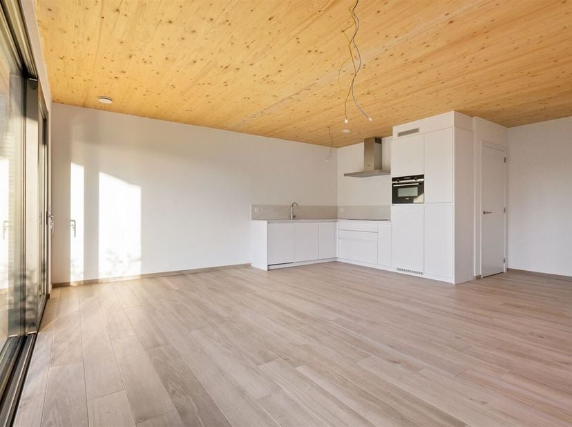 Residentie 03 SHIFT bestaat uit 71 instapklare nieuwbouwappartementen, verdeeld over 3 gebouwen, waarbij alle aandacht gaat naar duurzaamheid. &lt;br /&gt;