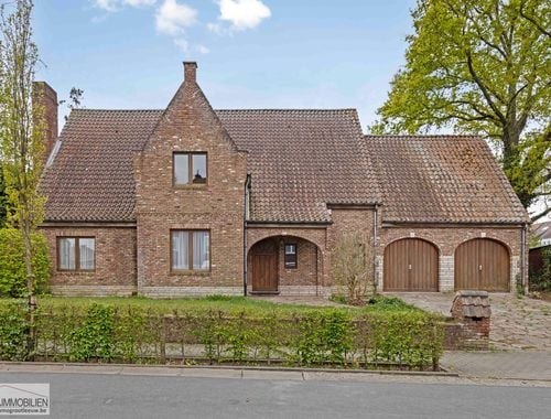                                         Villa à vendre à Huizingen, € 549.000
