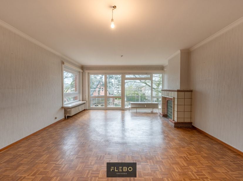 Appartement à vendre
                    à 8200 Sint-Andries
