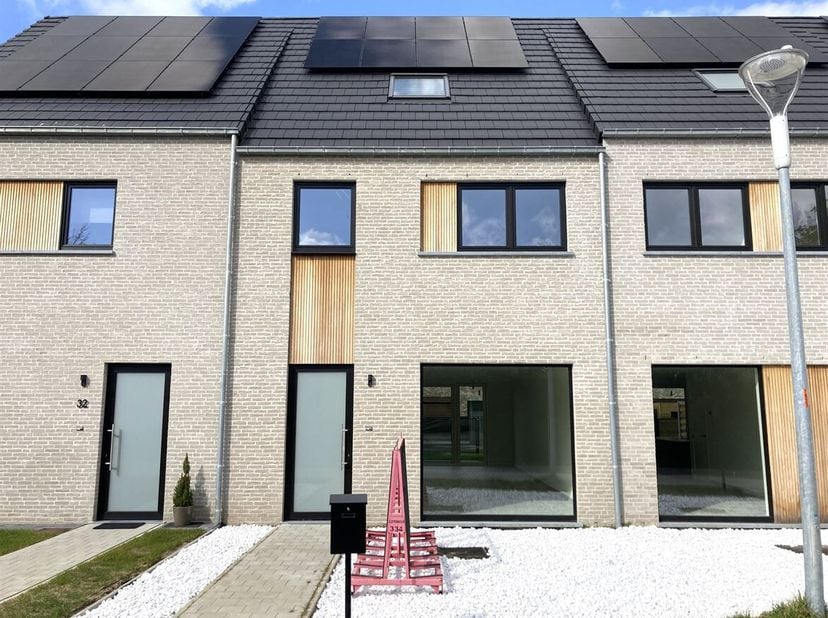 BEN-woning met 4 slaapkamers, terras en tuin&lt;br /&gt;
Ligging: Rustig gelegen woonproject in een kindvriendelijke buurt op wandelafstand van het centrum.