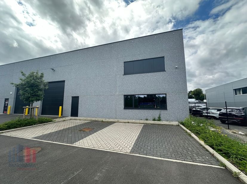 Bien professionnel à vendre
                    à 7700 Mouscron