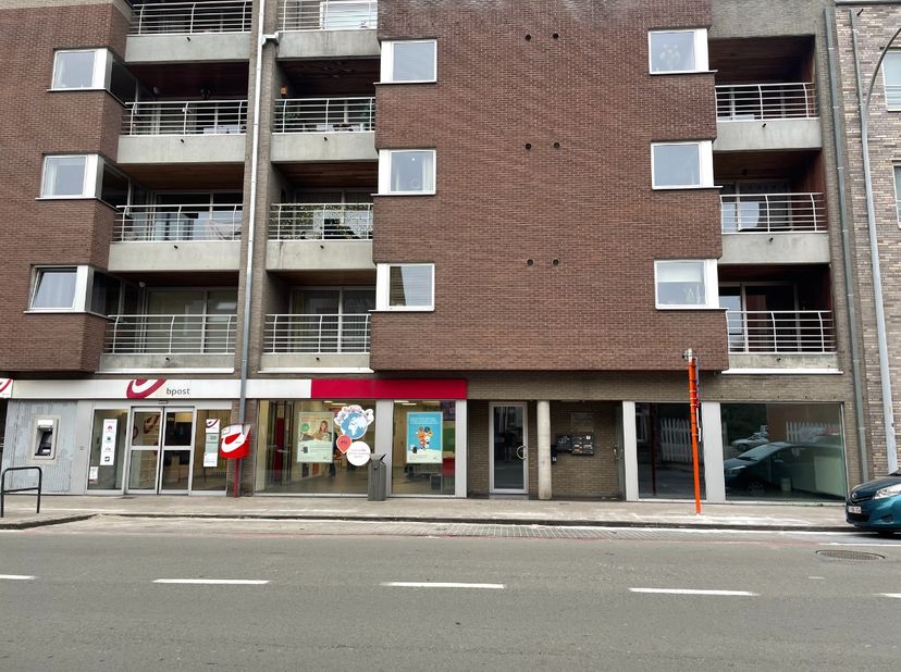 Bien professionnel à louer
                    à 8800 Roeselare