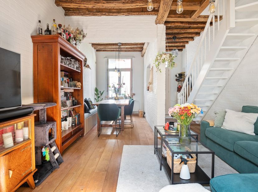 Instapklare woning met 2 slaapkamers in hartje Lier&lt;br /&gt;
&lt;br /&gt;
Deze charmante woning, ideaal als starterswoning, is centraal gelegen in Lier centrum