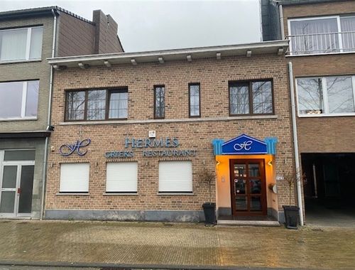                                         Bâtiment commercial à vendre à Velm, € 369.000
