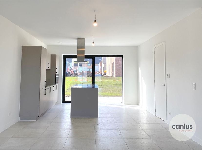 MAISON DE CAMPAGNE AVEC 3 CHAMBRES ET JARDIN&lt;br /&gt;
Dans les environs calmes et verdoyants de Munsterbilzen se trouve le projet &quot;Munstergaarde&quot;.&lt;br /&gt;