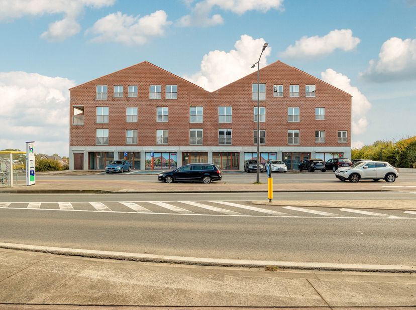 Uitstekend gelegen commerciële ruimtes geschikt voor zelfstandigen, start-ups en KMOs. Gelegen in het prachtige nieuwbouwproject RAPIDPARK. Vlotte ber