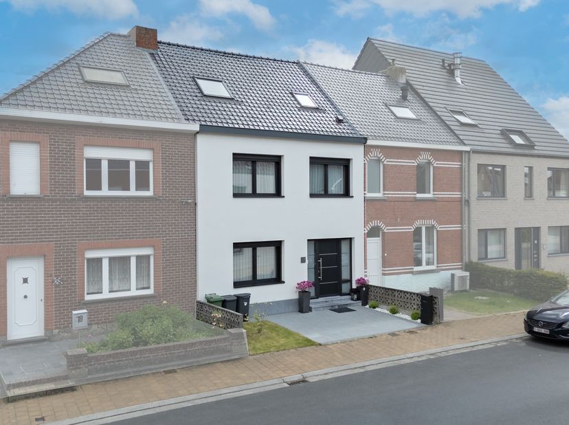 Maison à vendre
                    à 9820 Merelbeke