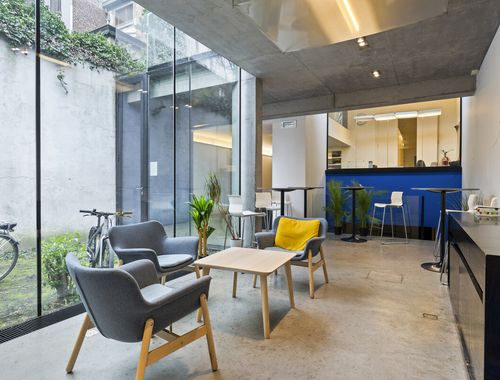                                         Bureaux à louer à Anderlecht, € 7.900
