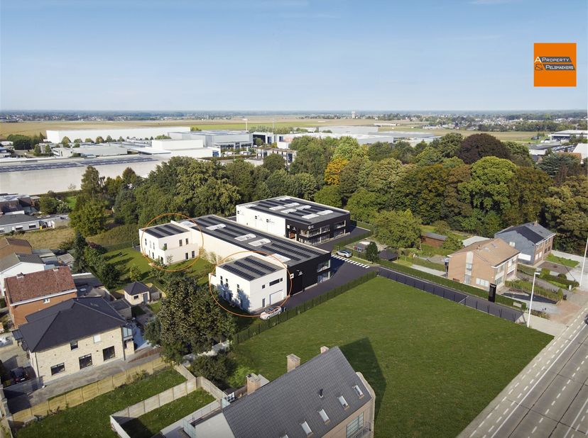 Dans le parc Business Park Kardinaal à Kortenberg, 2 maisons  liées chacunes à une unité PME sont mises en vente.&lt;br /&gt;
Idéal pour ceux qui souhaitent