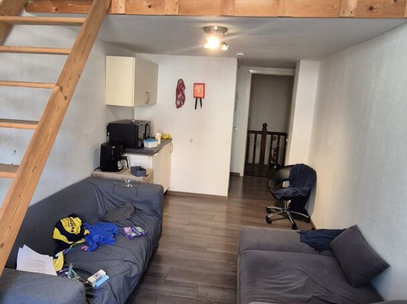 Ben je op zoek naar een bemeubelde studentenkamer in Leuven? Dan is residentie BOND104 misschien wel de perfecte plek voor jou! Gelegen in het hart va