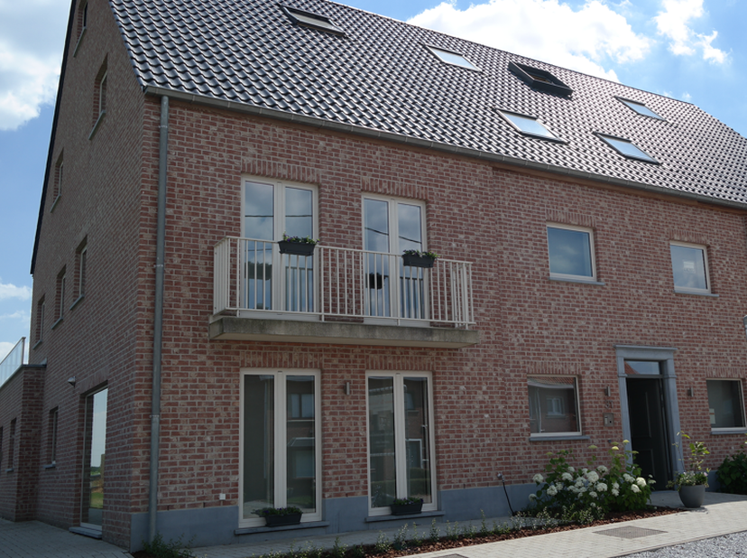 Appartement à louer
                    à 9170 Sint-Pauwels