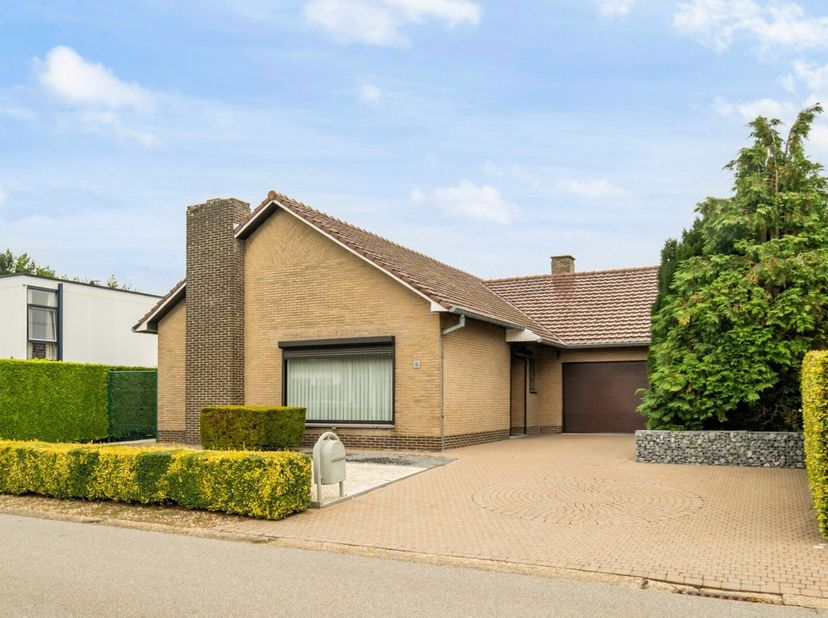Maison à vendre
                    à 3680 Maaseik