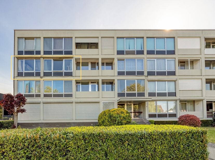 TOP GELEGEN, RUIM APPARTEMENT MET 3 SLAAPKAMERS, EPC LABEL C, PRIVATE AUTOSTANDPLAATS EN KELDERBERGING TE HASSELT!&lt;br /&gt;
We vinden dit op te frissen a