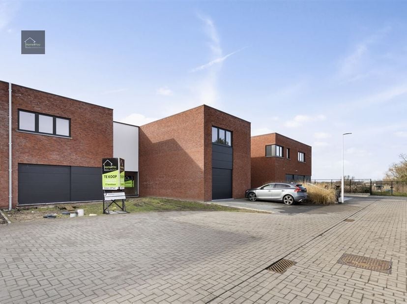 Grote nieuwbouwwoning zonder BTW !!, 3 slaapkamers, wind en waterdicht.&lt;br /&gt;
Ontdek deze wind-en waterdichte nieuwbouwwoning die lichtrijk, ruim en m