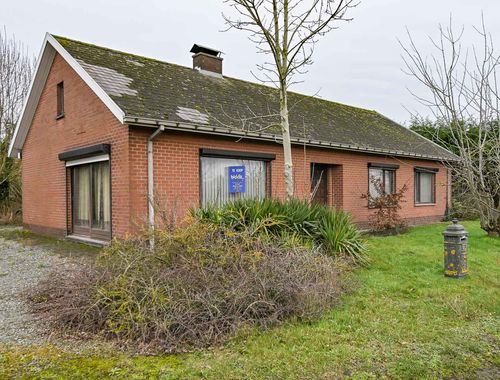                                         Bungalow à vendre à Zeveneken, € 499.000
