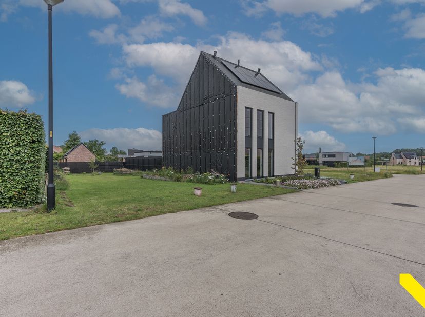 Terrain à vendre
                    à 2440 Geel
