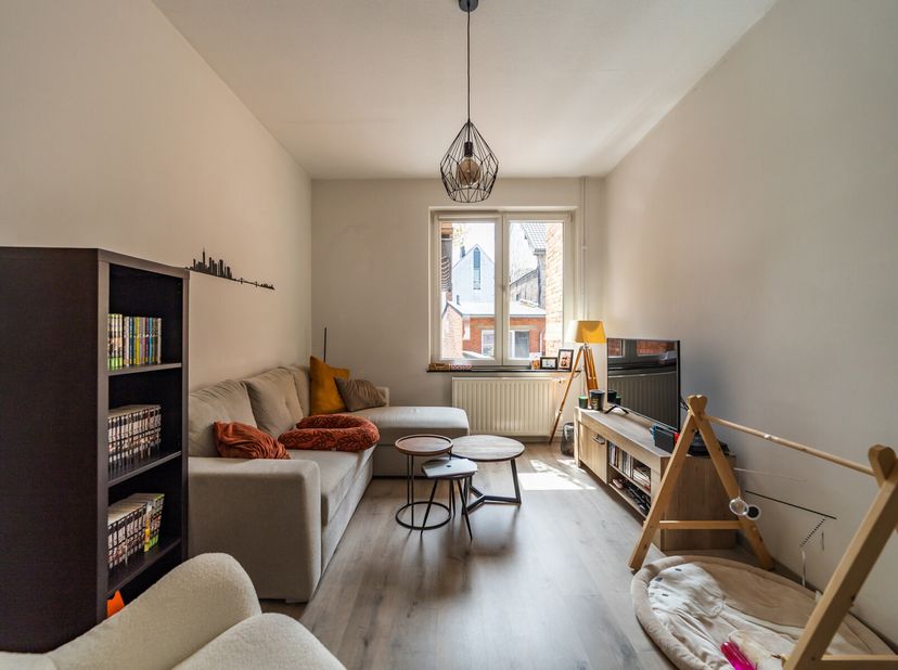 L&#039;agence Antoine Immo de Stavelot vous propose à la location cette maison 2 façades entièrement rénovée située dans le centre ville de Malmedy, à prox