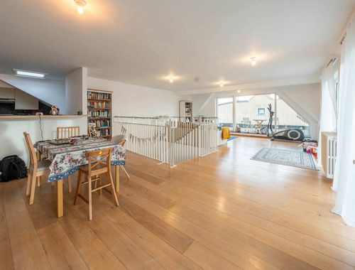                                         Penthouse à vendre à Wezembeek-Oppem, € 545.000
