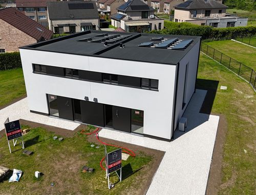                                         Woning te koop in Beverlo, € 377.000
